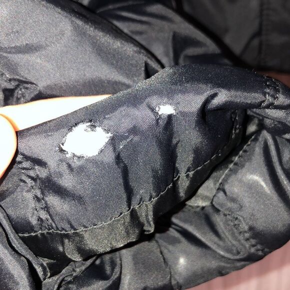 Guess Jeans M Ladies Black Quilted Puffer Jacket - Picture 9 of 14